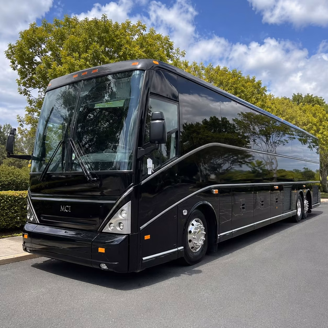 corporate shuttle services for st louis employees and commuters