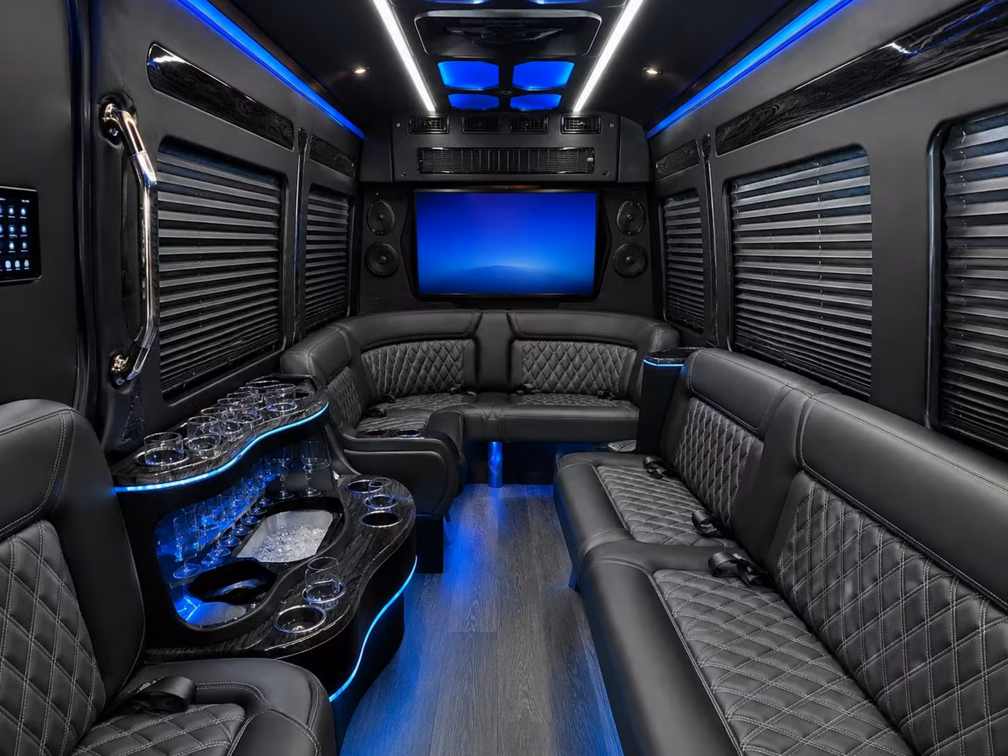 find the right bus size for your st louis prom group
