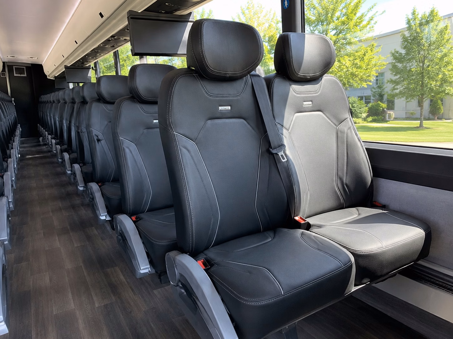 how trip distance and duration affect st louis bus rental rates