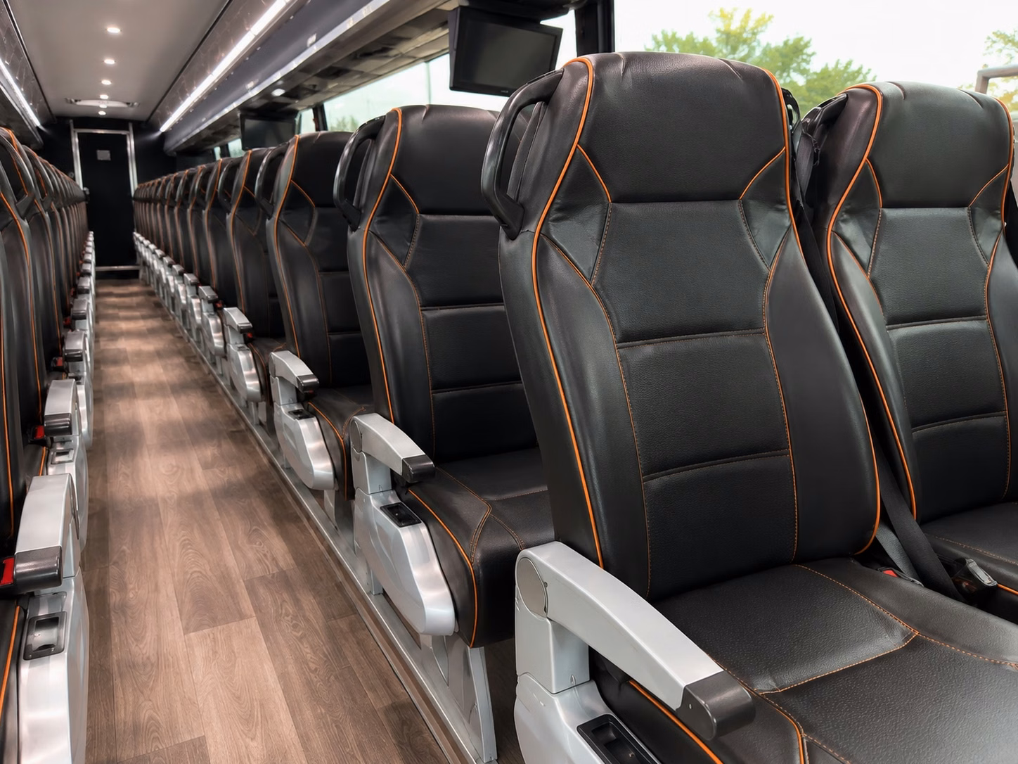 shuttle buses for st louis wedding venues along the mississippi and beyond